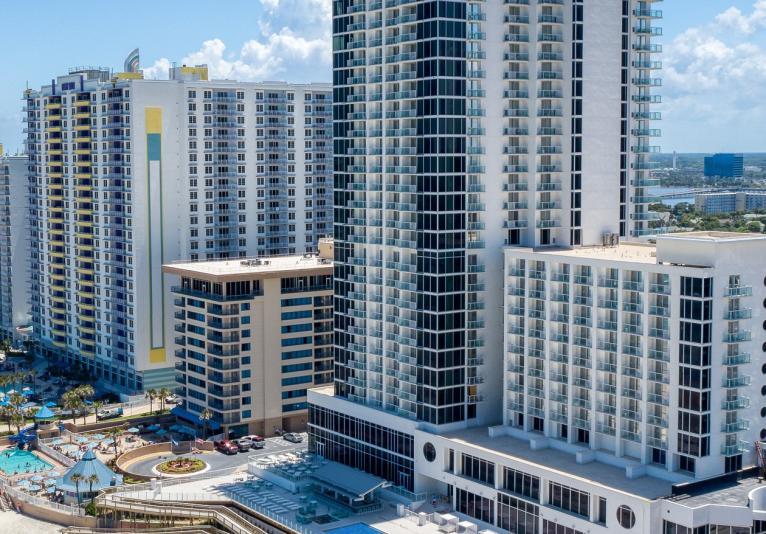 Daytona Grande pick-up: 4-Day shuttle pass to and from the festival 	